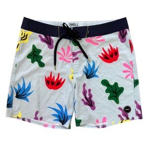 Swell Men’s Floral Board Shorts size 38